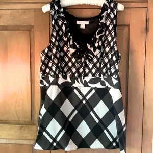 Sleeveless blouse